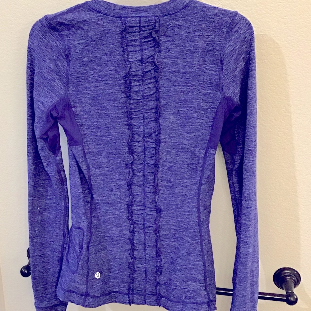 Lululemon long sleeve shirt